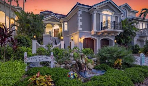 Seven-Bedroom House