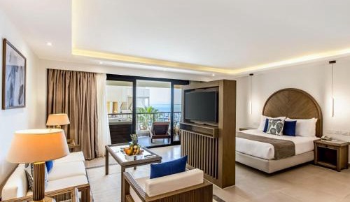 Premium Jacuzzi Suite