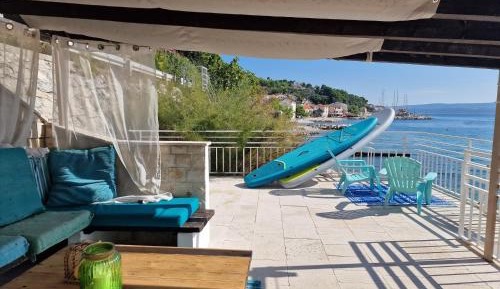 Apartment with Sea View