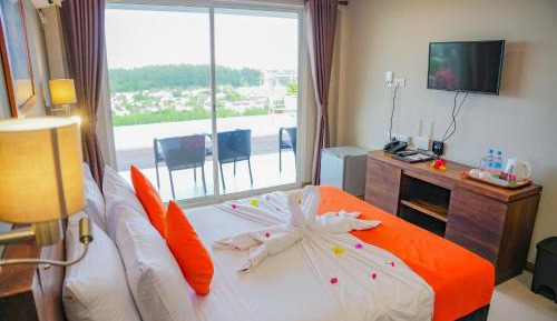 Double Room with Pool View