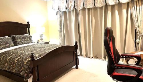 Deluxe Queen Room