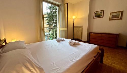 Two-Bedroom Deluxe Apartment