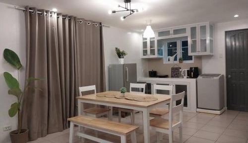 Three-Bedroom Holiday Home 