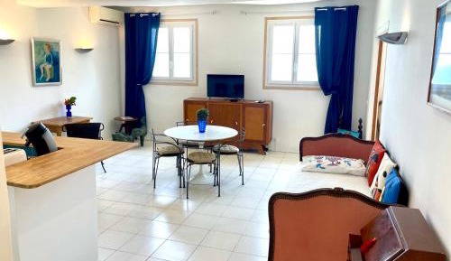 One-Bedroom Apartment with Sea View - Matisse