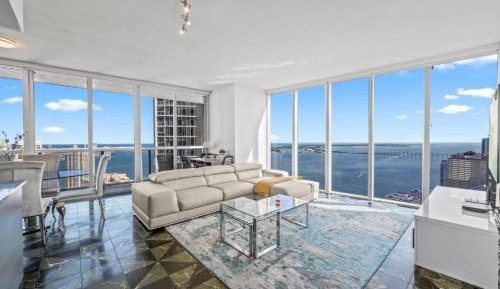 Two-Bedroom Apartment with Balcony and Sea View