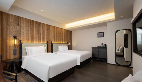 Large Twin Room
