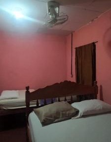 Basic Triple Room with Shared Bathroom