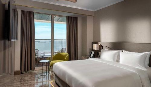 Premium Room with Balcony and Sea View