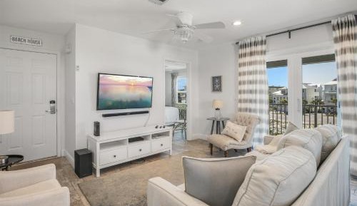 Three-Bedroom Holiday Home 