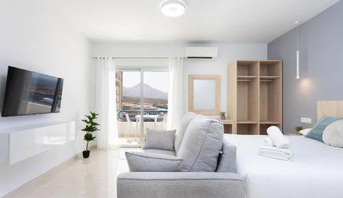 Studio with Sea View