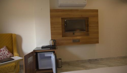 Deluxe Double Room with Bath