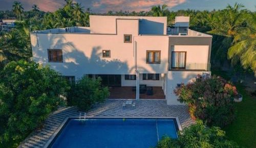 Villa with Private Pool
