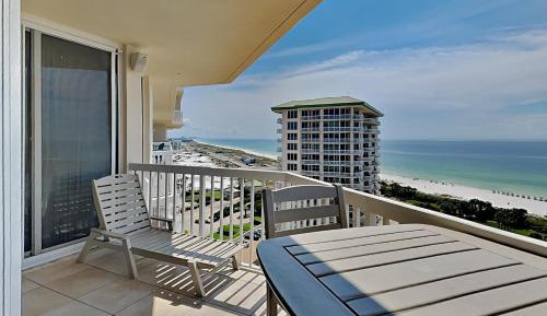 Two-Bedroom Apartment with Ocean View