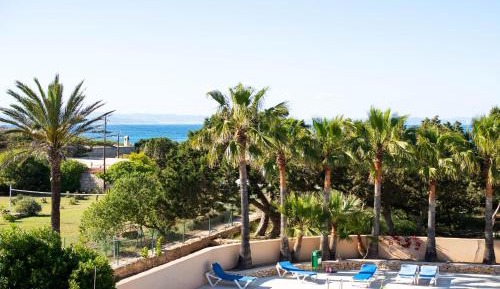 Two-Bedroom Apartment with Terrace and Sea View