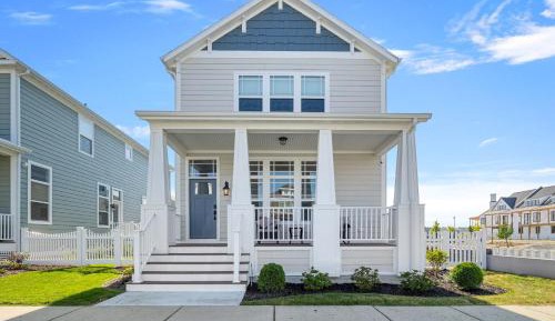 Four-Bedroom Holiday Home