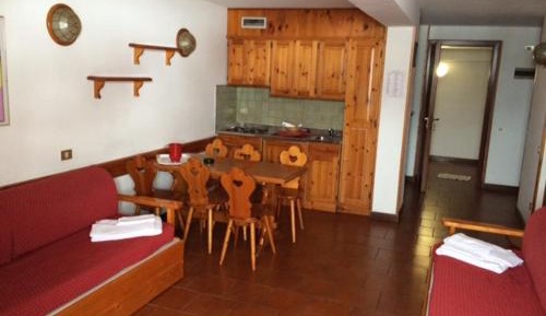 Large Two-Bedroom Apartment