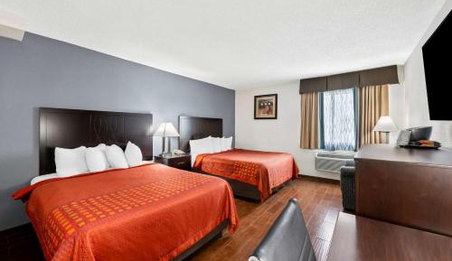 Queen Room with Two Queen Beds - Non-Smoking
