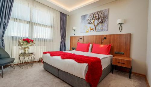 King Suite with Spa Bath