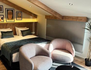 Family Suite with Balcony