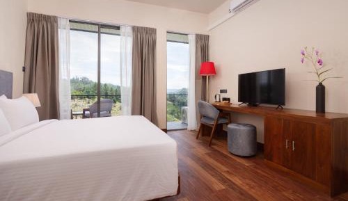 King Room with Spa Bath