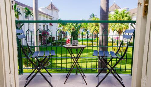 Studio Apartment with Sea View