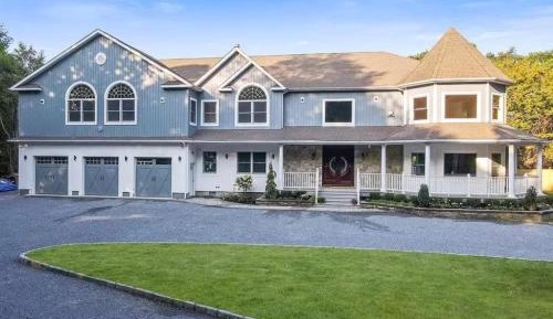 Seven-Bedroom House