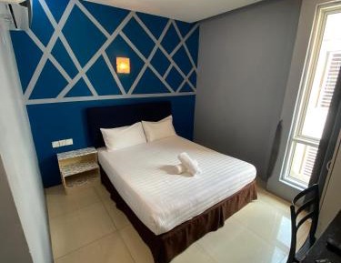 Deluxe Queen Room