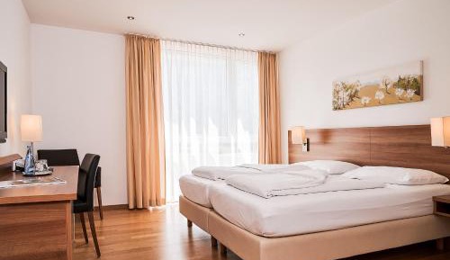 Standard Double Room (1 Adult)