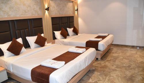 Deluxe Family Room