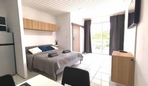 Studio Apartment with Balcony