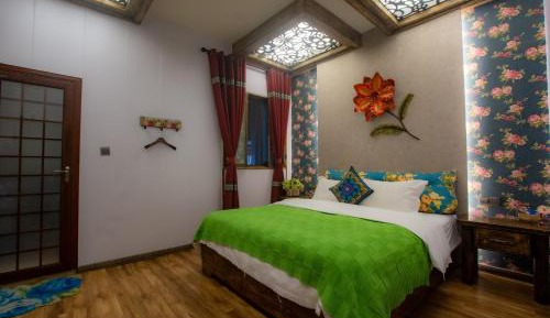 Deluxe Double Room with Shower