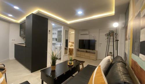 Apartment with Shower