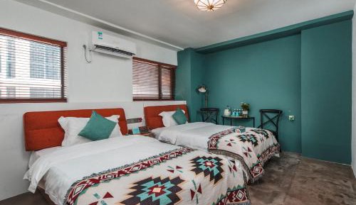 City View Twin Room 