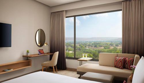 King Room with Pool View