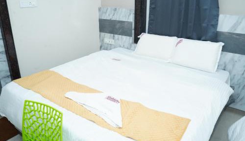 Double Room with Balcony (2 Adults + 1 Child)