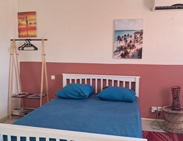 One-Bedroom Apartment with View