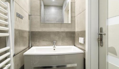 Standard Single Room with Shared Bathroom