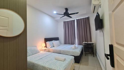 Triple Room with Shared Bathroom