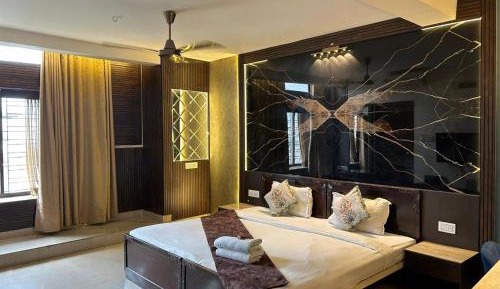 Superior King Room