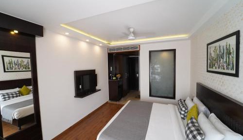 Super Deluxe Room