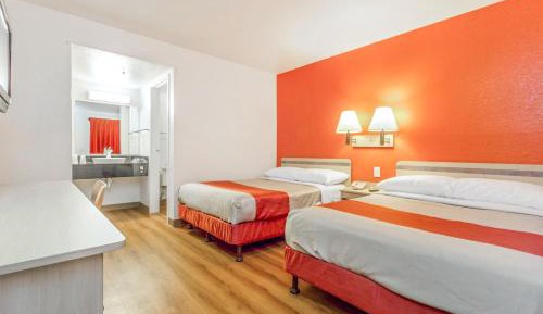 Premium Quadruple Room