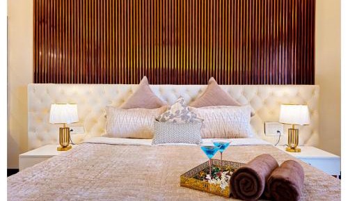 King Room with Balcony