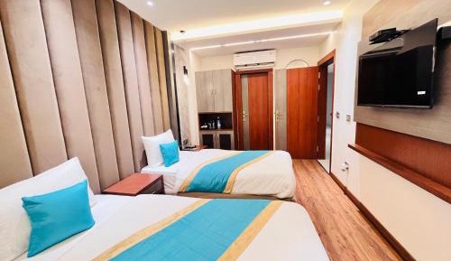 Double or Twin Room with Private Bathroom
