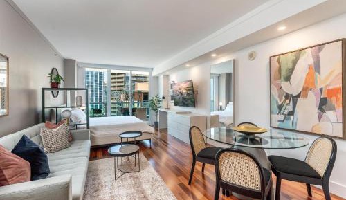 Studio Apartment