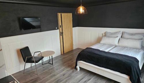 Deluxe Double Room with Bath