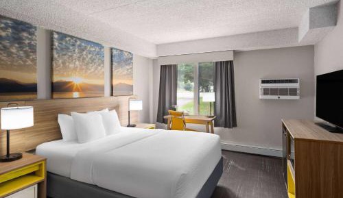 Economy Double Room - Non-Smoking