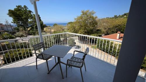 Studio Apartment with Sea View