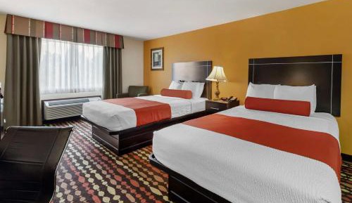 Queen Room with Two Queen Beds - Pet Friendly/Non-Smoking