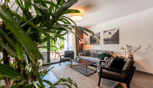 Apartment with Terrace - Top 1