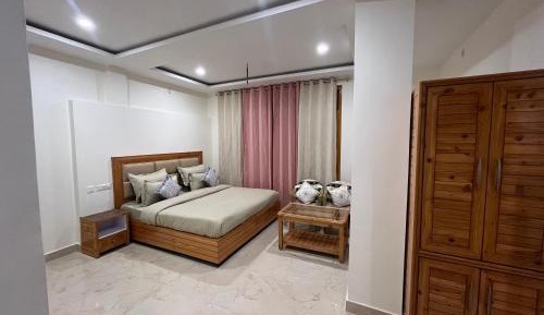 King Room with Balcony